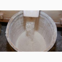Пшеничне цільнозернове жорнове борошно(мука) від виробника роздріб, опт 2, 3 клас